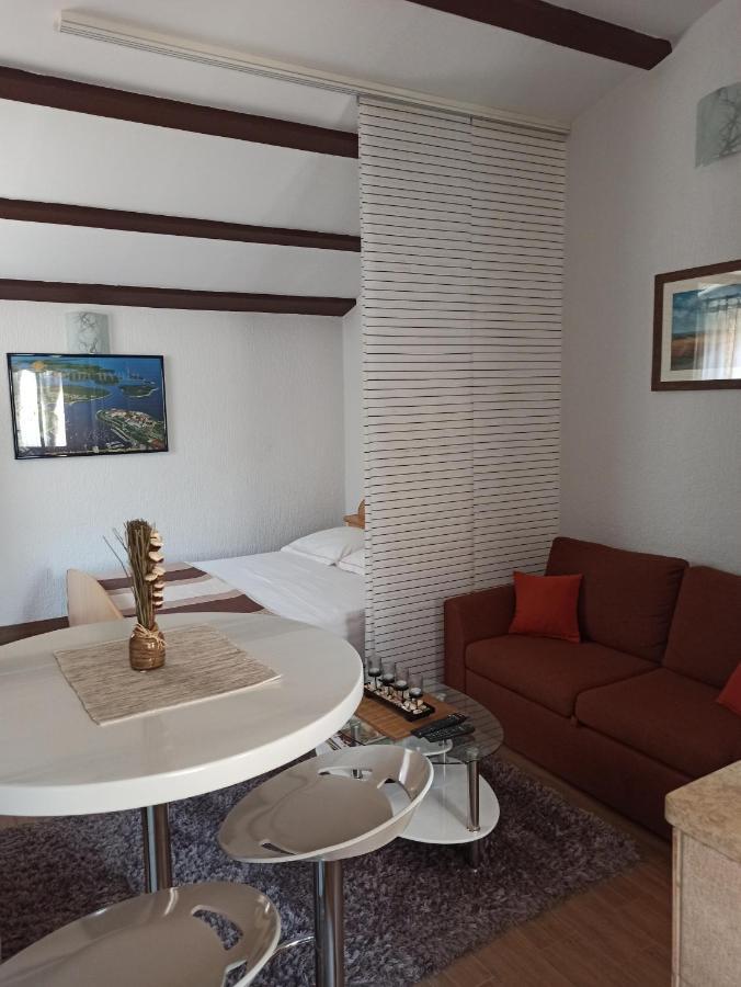 Adria Apartments PUY 외부 사진